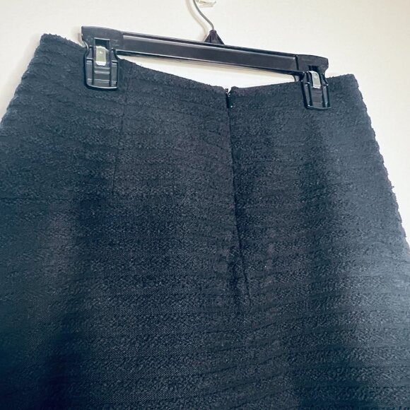 THEORY Black Textured Braswell Leira Skirt Size 2 - Picture 4 of 10